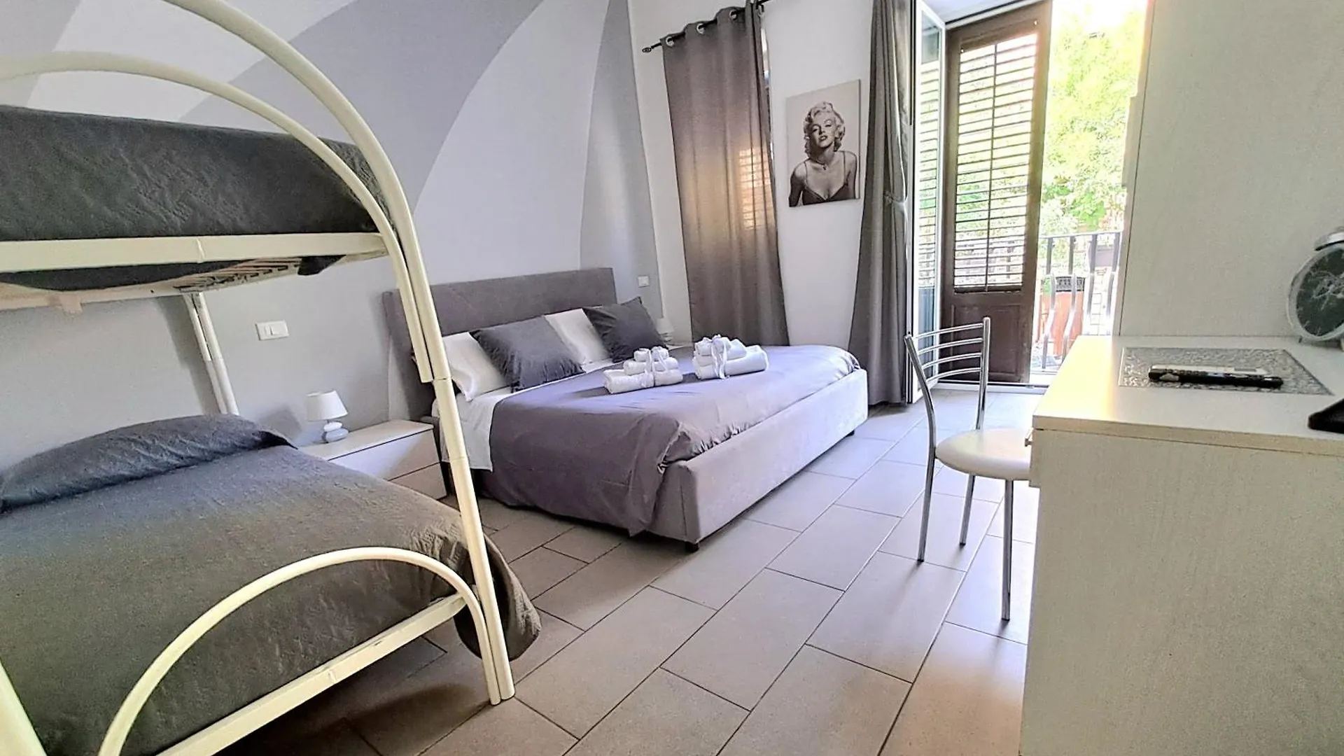 B&B Ammirata Palermo 0*,  Italië